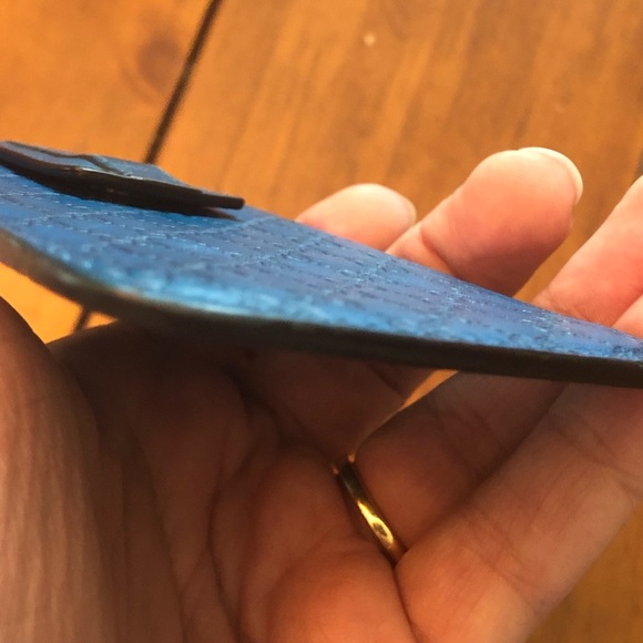 Gucci Micro GG Pattern Card Case - Picture 6 of 8